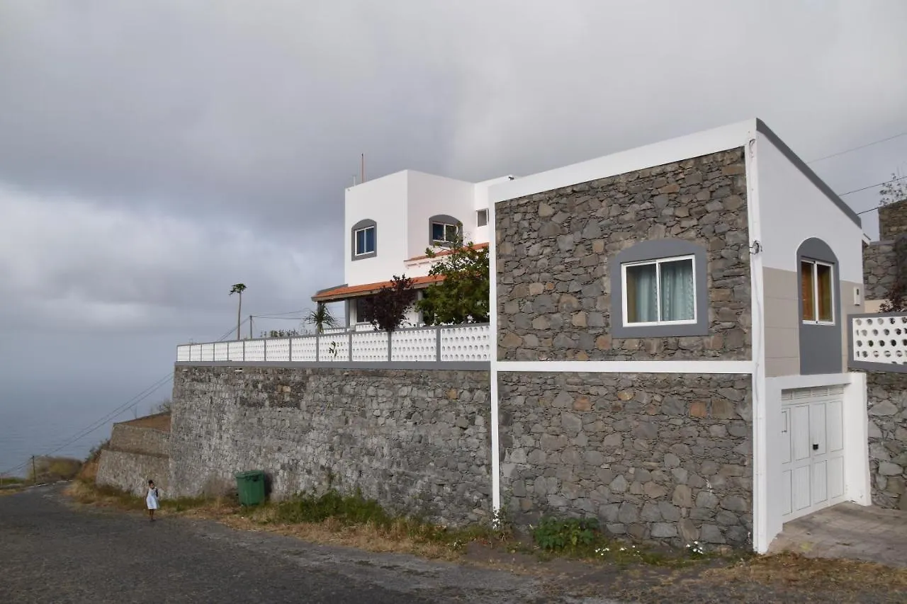 Lombo Branco Palace Ribeira Grande
