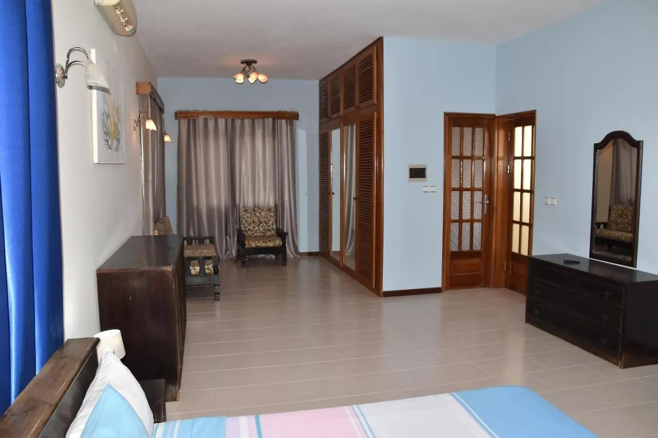 Villa Lombo Branco Palace Ribeira Grande